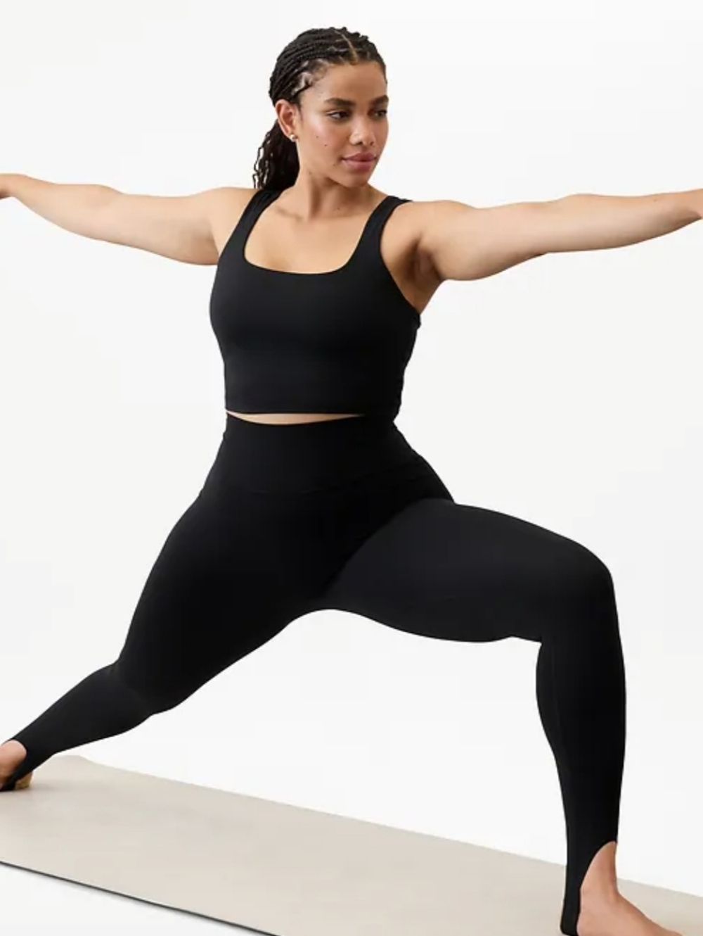 Size M - 🆕️ ATHLETA Transcend Black Square Neck Crop Tank Sports Top Bra A-C - Picture 4 of 8